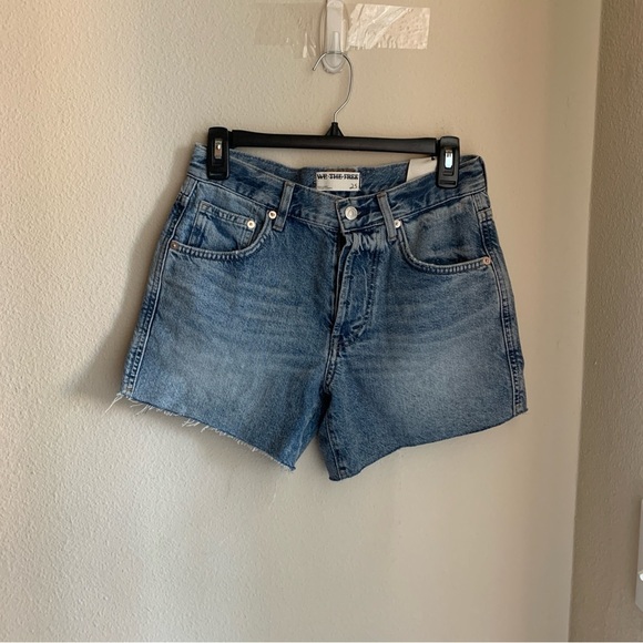 NWT Free People We The Free Ivy Mid Rise Short Size 25 San Andreas Blue - Picture 2 of 5